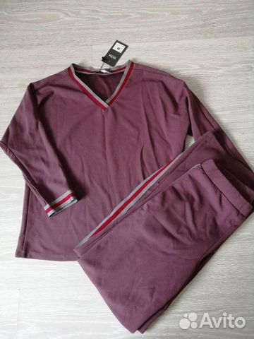 Спортивный костюм женский