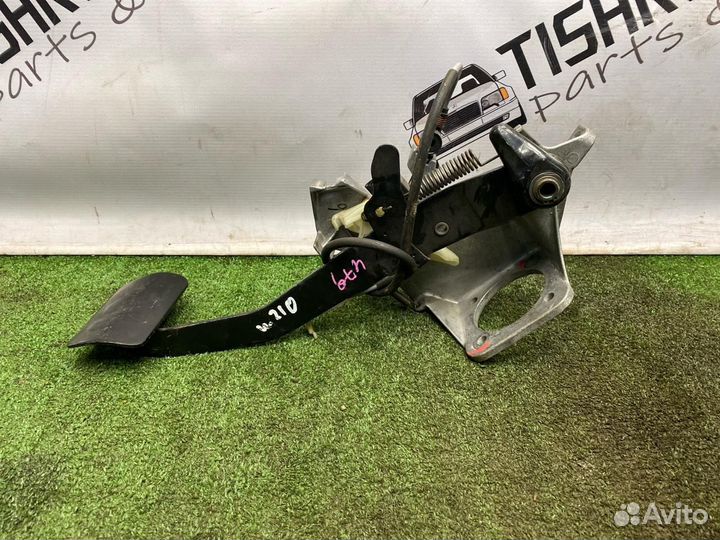 Блок педалей Mercedes-Benz