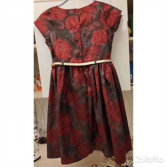 Нарядное платье для девочки 8-10 лет