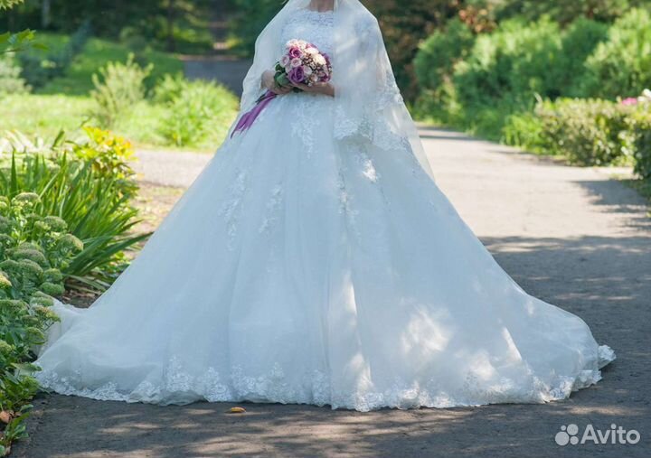 Свадебное платье