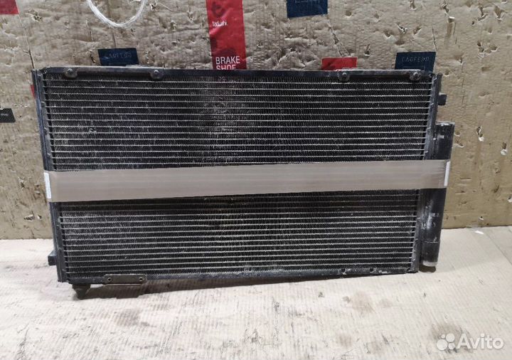 Радиатор кондиционера toyota caldina st210