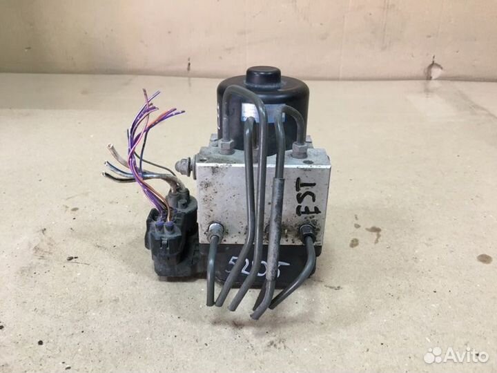 Блок ABS Toyota Estima ACR40