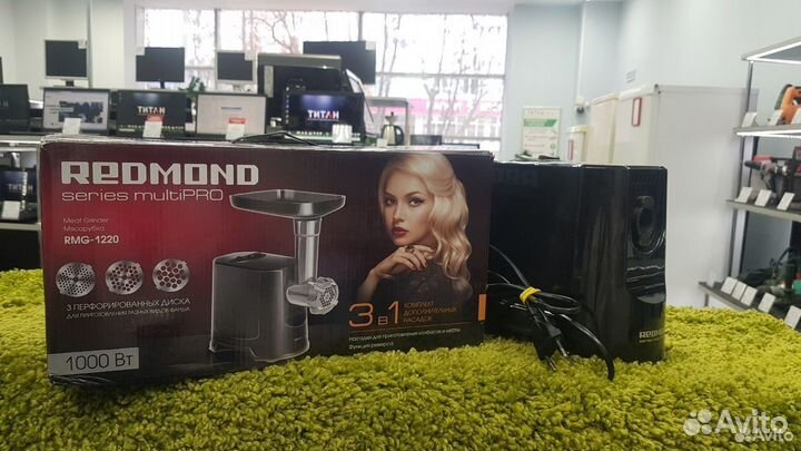 Мясорубка Redmond RMG-1220 (кр90Б)