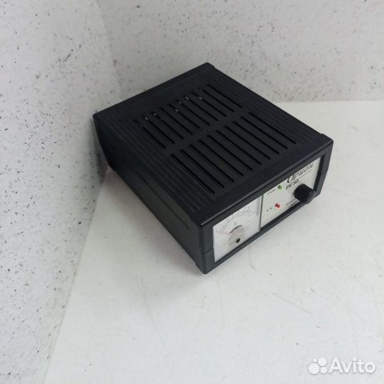 Автомобильное зарядное устройство Орион pw 265