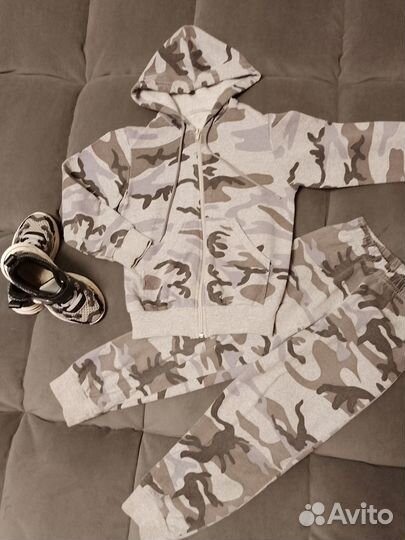 Костюм+кроссовки на мальчика, 3-4 года
