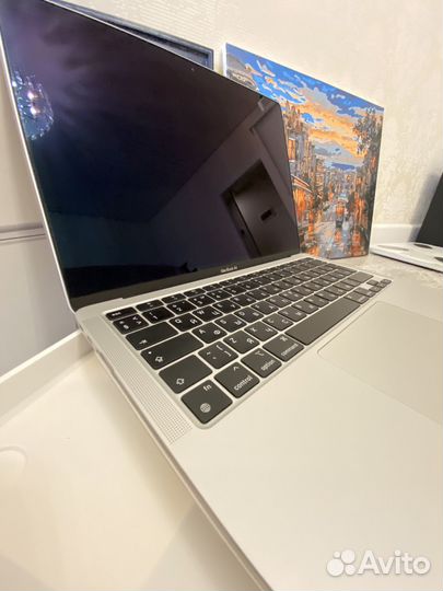 Apple MacBook Air M1 16 RAM 256 SSD