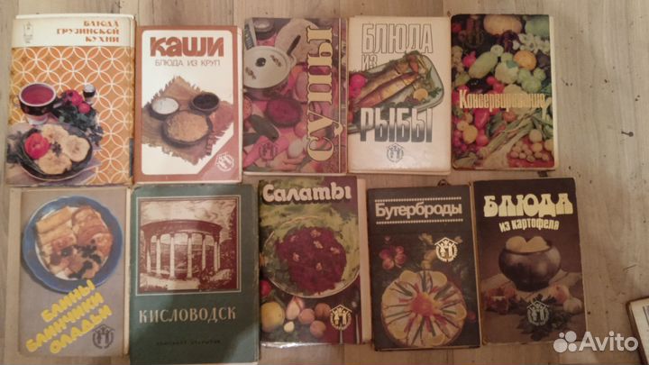 Наборы открыток художники-разное сделаны в СССР