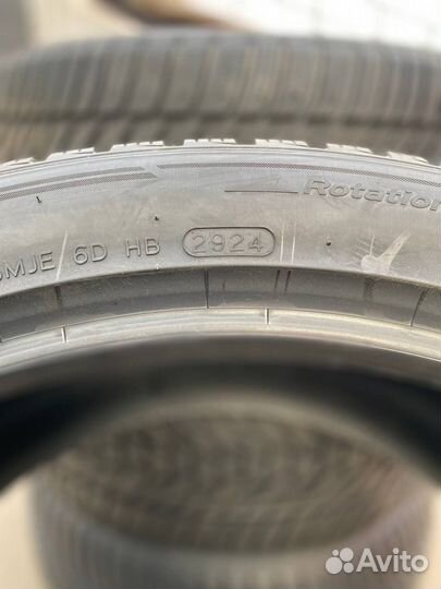 Hankook Winter I'Cept Evo 3 W330A 275/40 R22 и 315/35 R22 111V