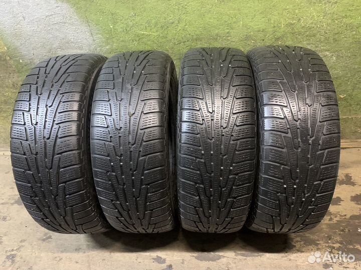 Nokian Hakkapeliitta R 235/60 R18 107R 4шт