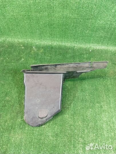 Дефлектор радиатора Ford Focus 2