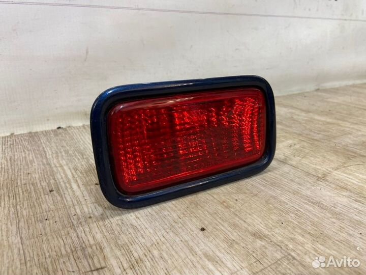 Фонарь противотуманный задний правый Mitsubishi