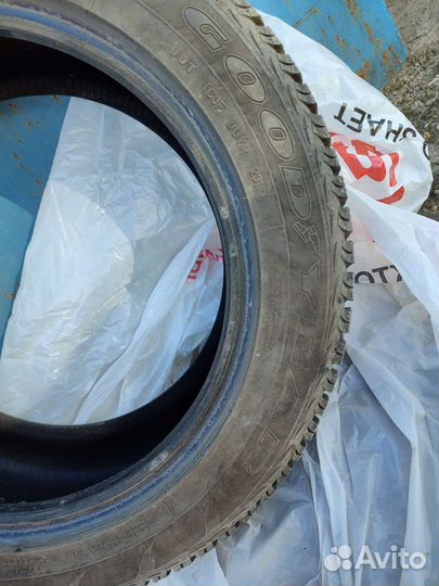 Goodyear UltraGrip Ice+ 205/55 R16