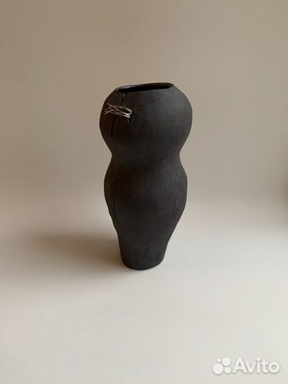 Скульптурная интерьерная ваза
