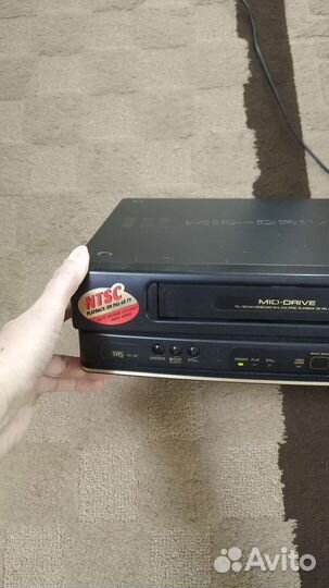 Видеомагнитофон sharp