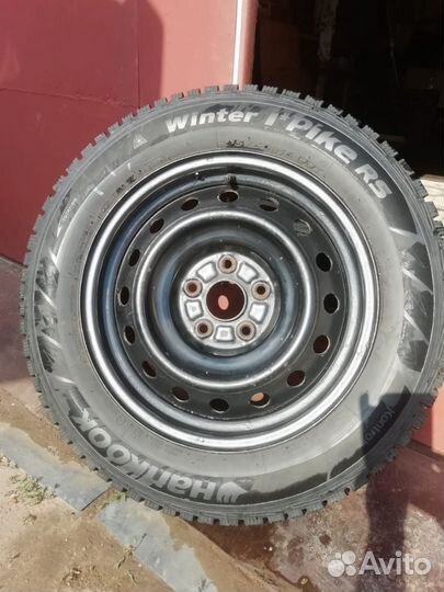 Hankook TH22 215/60 R16 99T