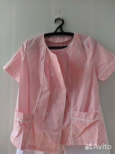 Медицинский костюм женский 50-52 размера