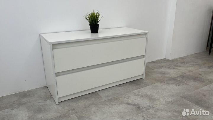 Тумба тв белая
