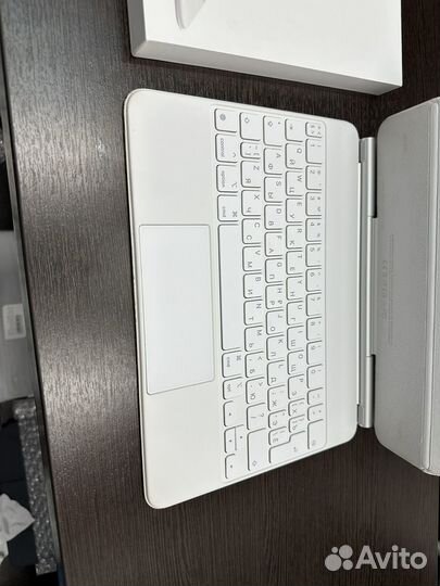 Отличная Magic Keyboard iPad 11 / Air 4 / Air 5