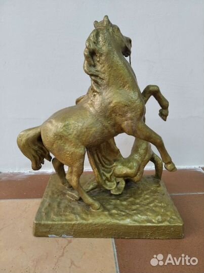 Статуэтка Падающий Всадник