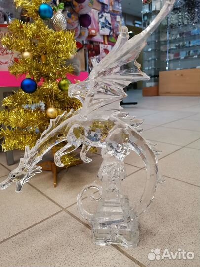 Светящийся дракон