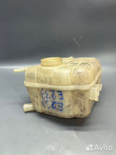 Бачок расширительный Opel Insignia insigna 1.8