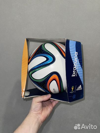Новый мяч Adidas Brazuca оригинал