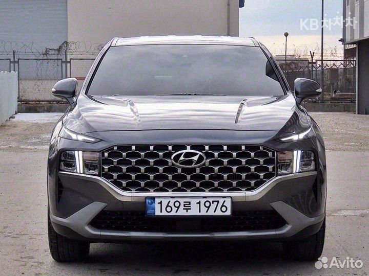 Hyundai Santa Fe 2.2 AMT, 2022, 48 800 км