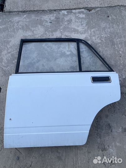 Дверь задняя левая 2105 2107