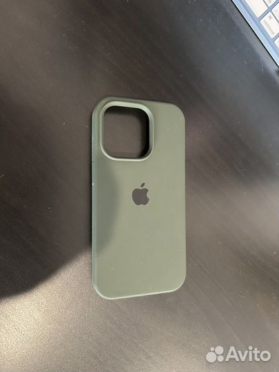 Чехол защитный для iPhone 14 Pro софт-тач