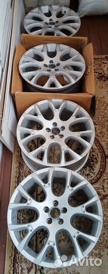 Литые диски на Субару R18
