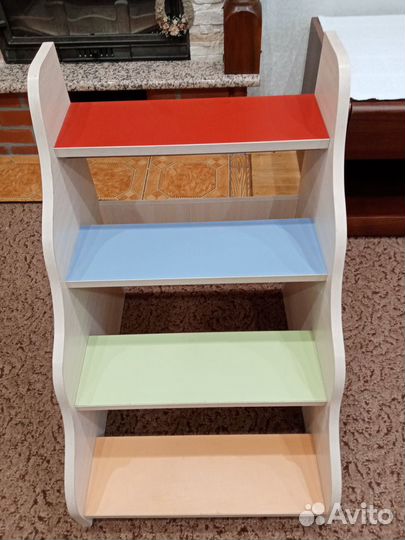 Лестница к детской кровати