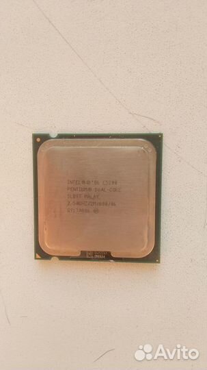 Процессор Intel E5200 socket 775