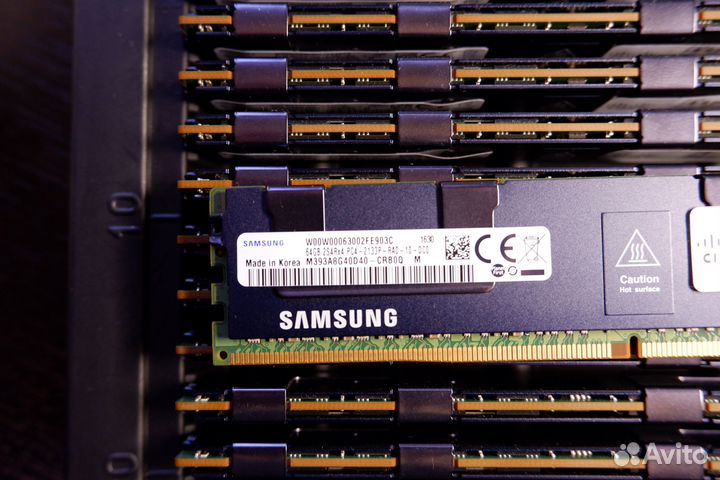 64Gb Серверная память DDR4 Samsung 2133P REG ECC