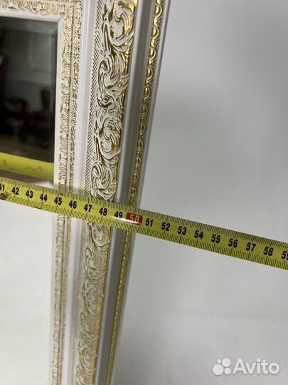 Зеркало в багетной раме