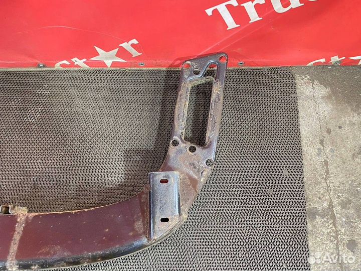 Усилитель переднего бампера