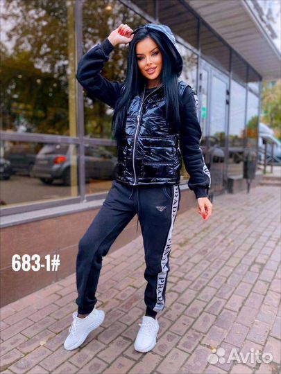 Спортивный костюм