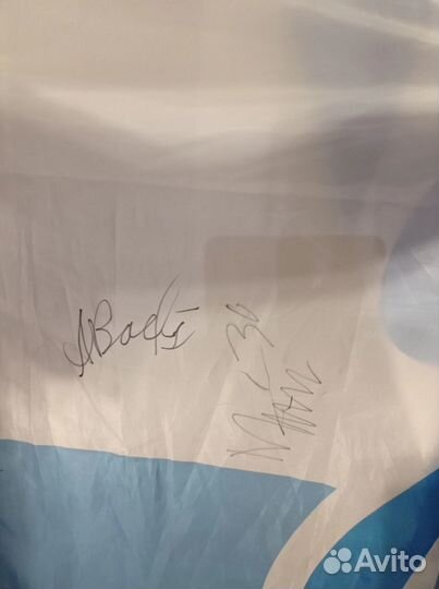 Флаг Зенита с автографами Васютина и Кассьерры