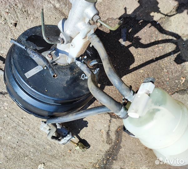 Тормозной цилиндр в сборе Mitsubishi Outlander 1