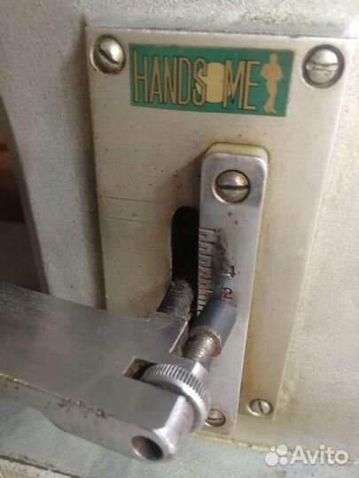 Промышленная швейная машина 852 класса