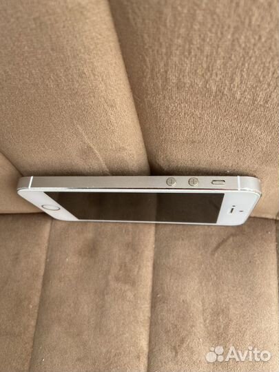 Телефон iPhone 5s