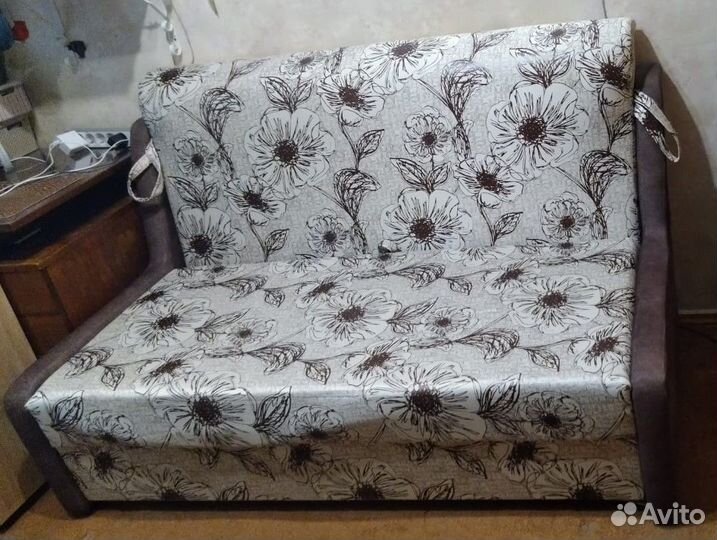 Диван-кровать 