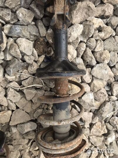 Mitsubishi Lancer 7 передние стойки