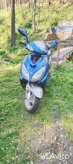 Продам скутер есть обмен