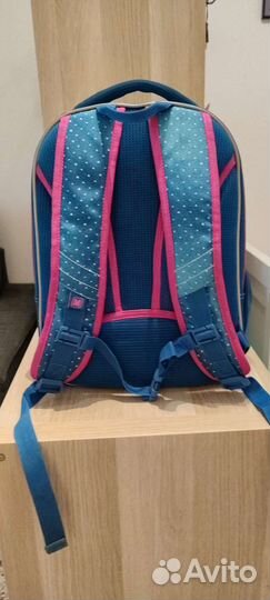 Школьный рюкзак для девочки