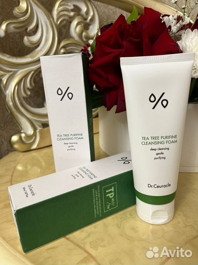 Пенка для умывания с чайным деревом TEA tree purif