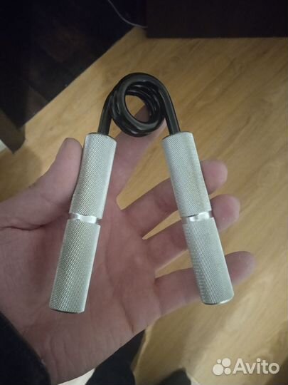 Эспандер кистевой 90кг/ 200lbs