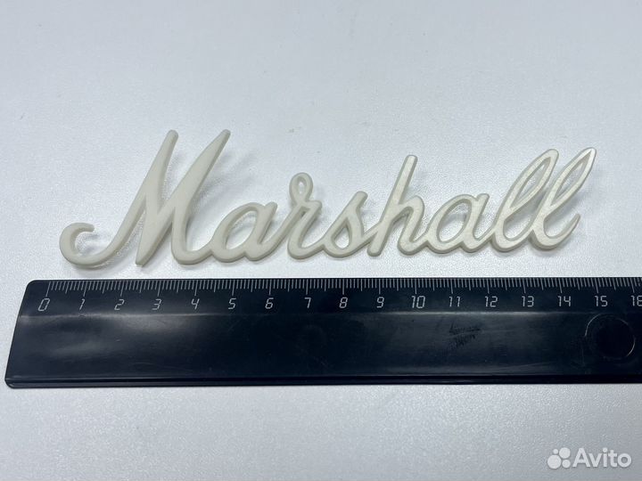 Marshall logo эмблема комбоусилителя