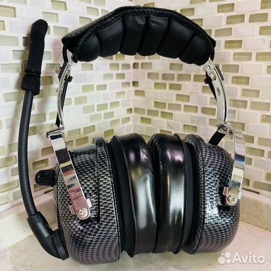 Шумозащищенная гарнитура Comrade BH-1