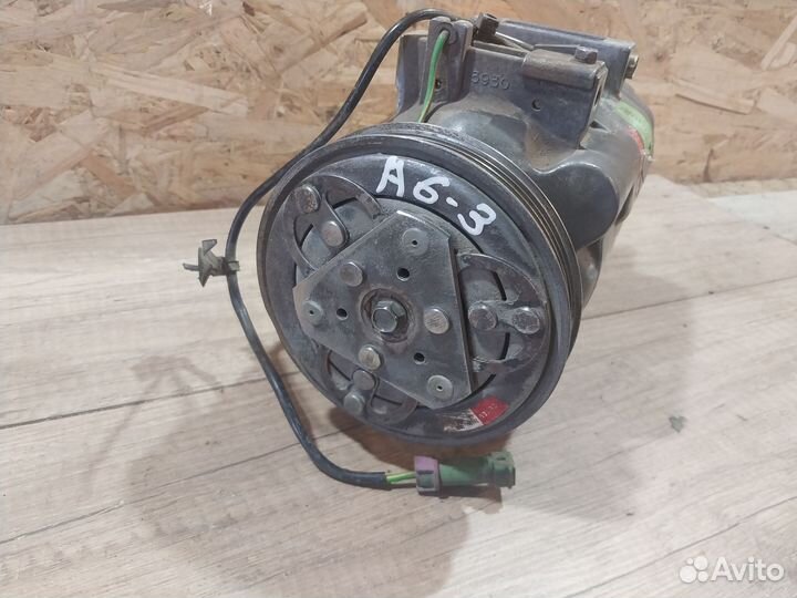 Компрессор кондиционера Audi A6 C5 VW Passat