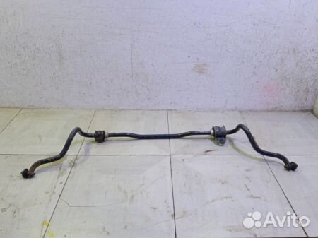 Стабилизатор передний